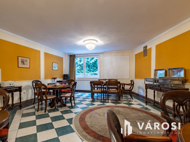 Családias HOTEL eladó Szentendrén pár percre a Dunaparttól!