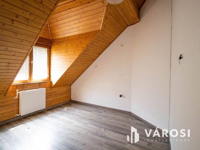 Belső udvaron lévő Iroda eladó Győr belvárosban