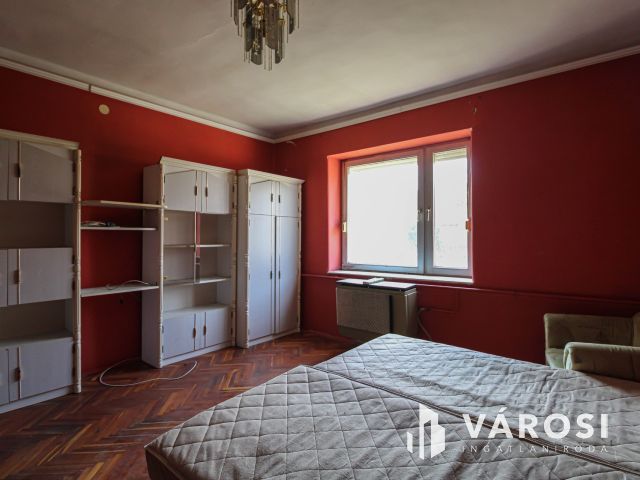 Központhoz közel családi ház eladó Sarkadkeresztúron