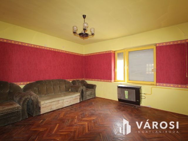 Központhoz közel családi ház eladó Sarkadkeresztúron