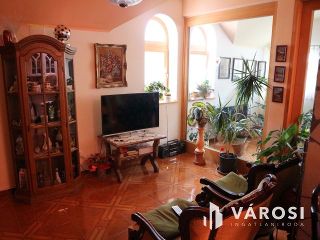 Körmend befektetőnek társasház,Rába vendégház,21szoba eladó