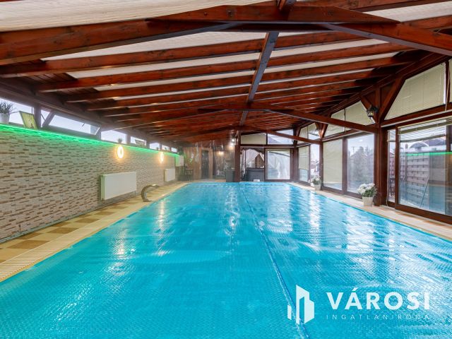 Wellnessház kiadó Fóton