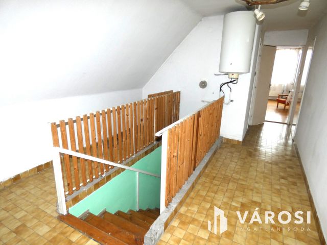 Nagycsaládos otthon Tapolcán – 160 m², 5 szoba, 2 fürdő