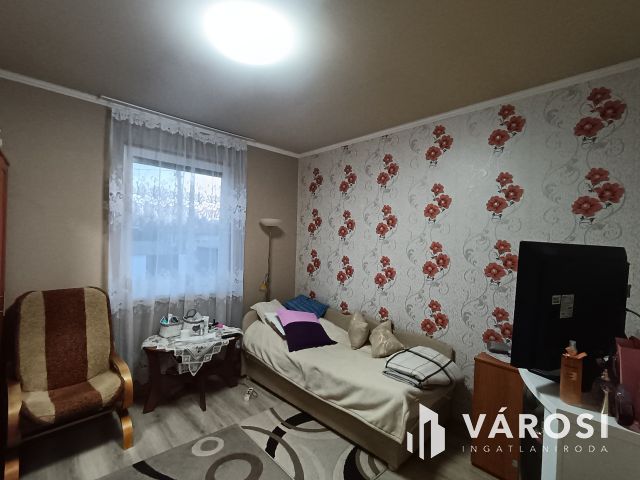 Újszerű ikerház fél Szigetszentmártonban!