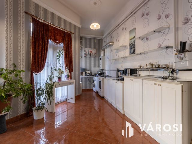 Nagypolgári életérzés Békéscsaba belvárosában