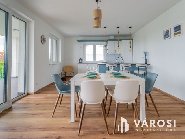 Panorámás luxus lakás Balatonföldváron