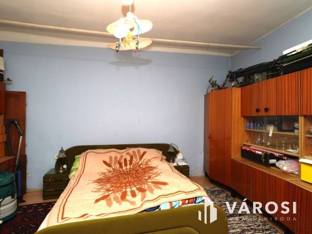 Két ház egy áráért a belvárosban