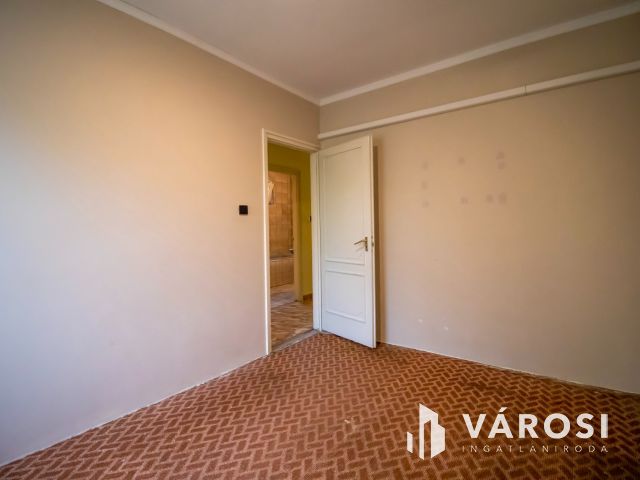 Két lakásos családi ház a Ráchegyen