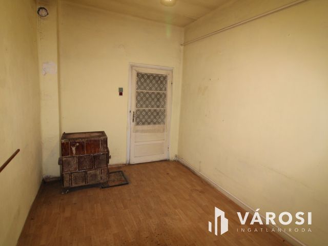 Beton alapú tégla ház Kunágotán.