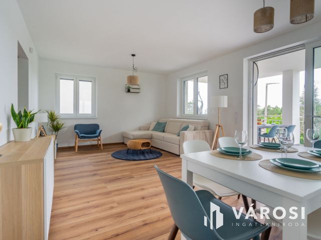 Panorámás luxus lakás Balatonföldváron