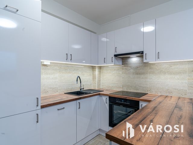 Full új 4 szobás lakás amerikai konyhával felsővároson