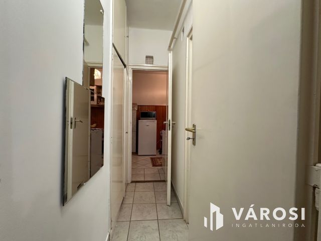 Kivételes helyen, csendes környezetben lakás KIADÓ!