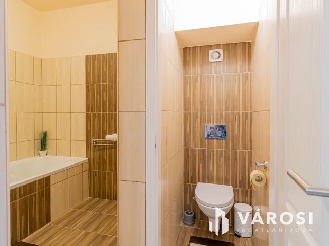 Modern 3+nappalis sorház Gyula Paradicsom városrészében