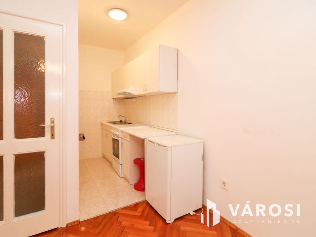 Kiadó garzon lakás Békéscsaba belvárosában